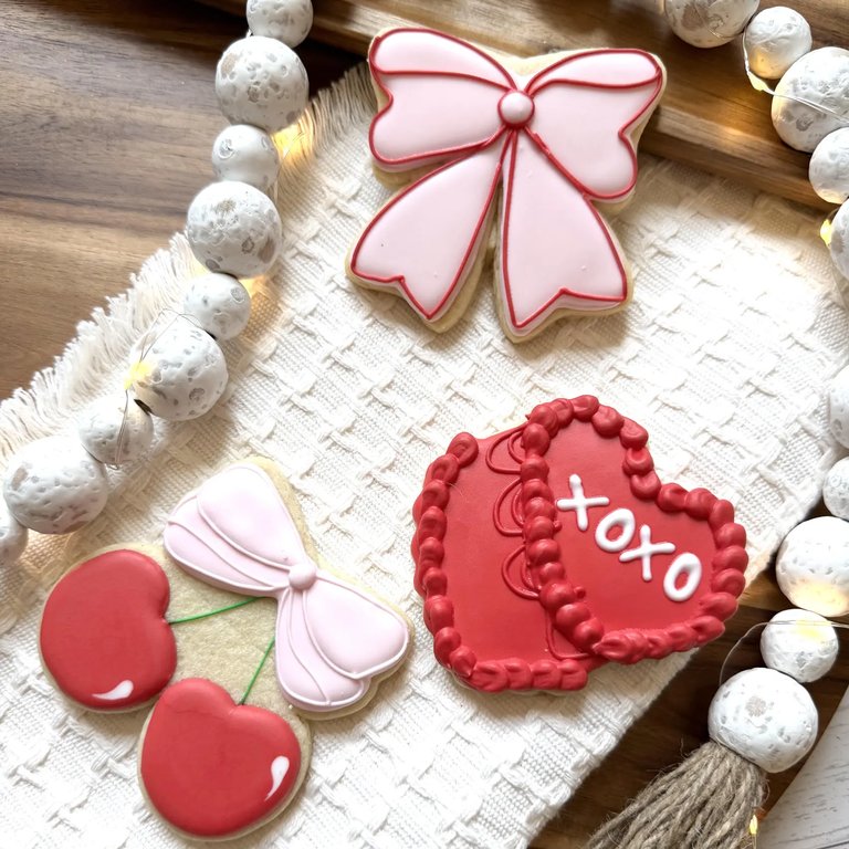 Valentine's Day sugar cookies with hearts and bows