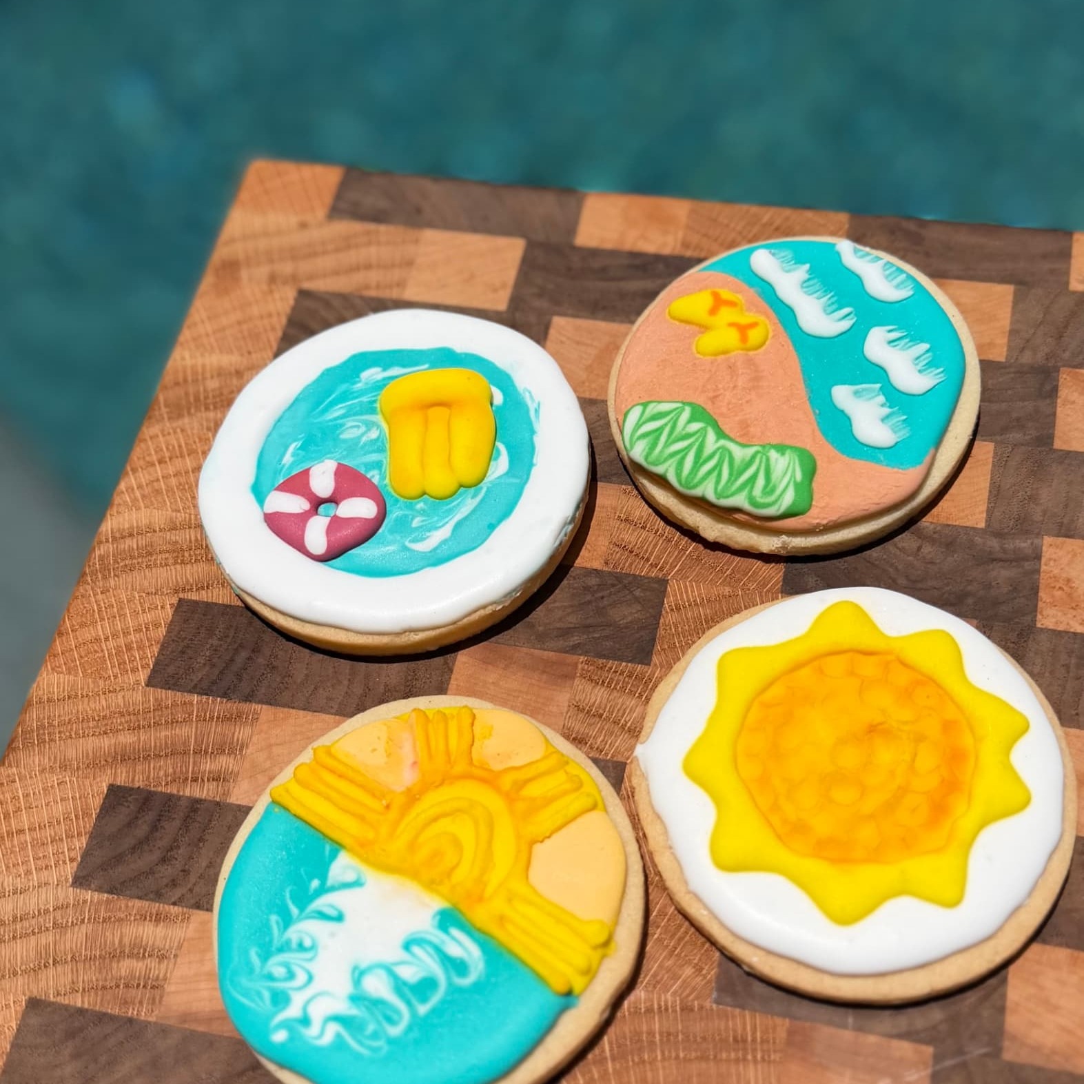 Beach-themed sugar cookies